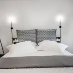 A & B Minimal With Sea View In Argostoli (Kefalonia)